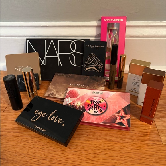 Makeup for eyes, NARS, Anastasia, Drunk Elephant and Sephora - Picture 1 of 11
